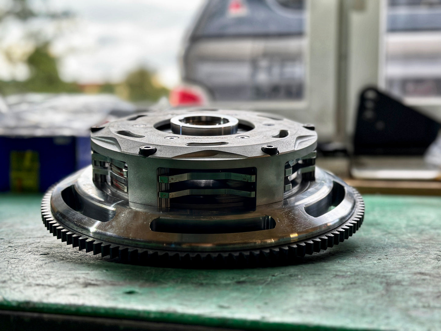 IRP double disc clutch with single mass flywheel