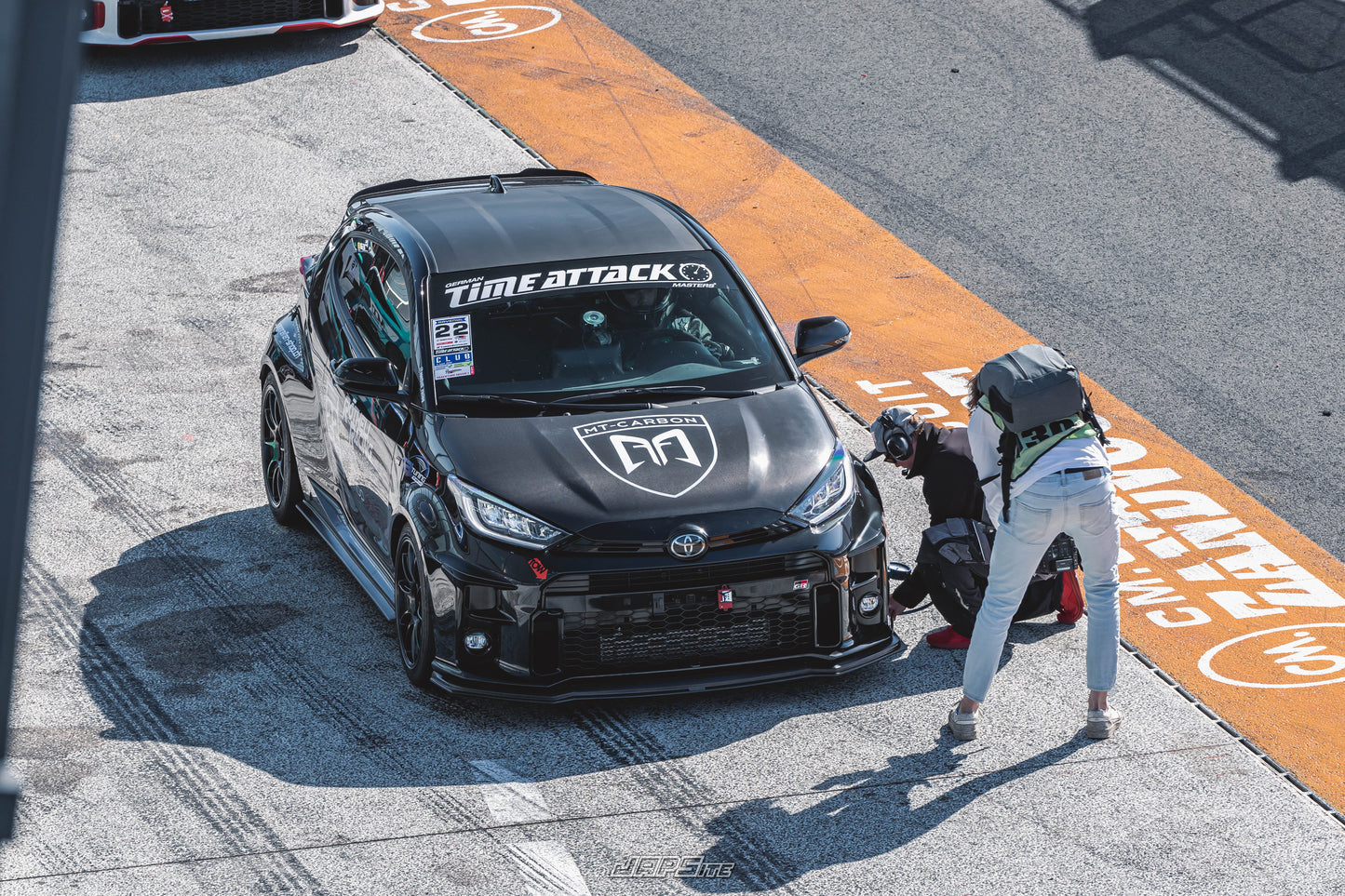 MT Carbon Motorhaube