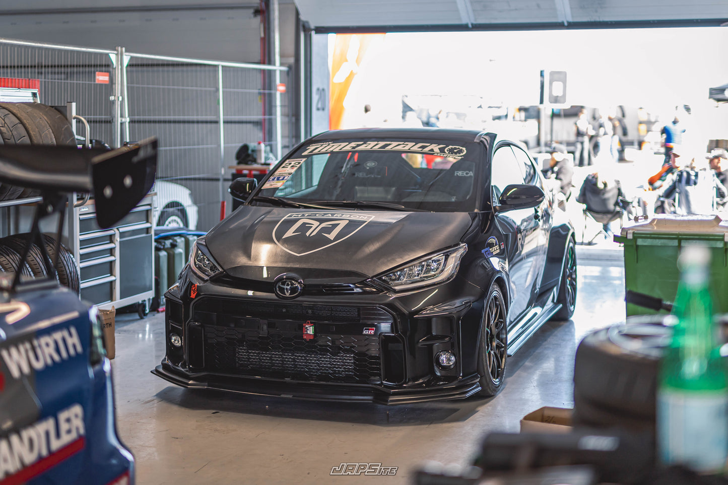 MT Carbon Motorhaube