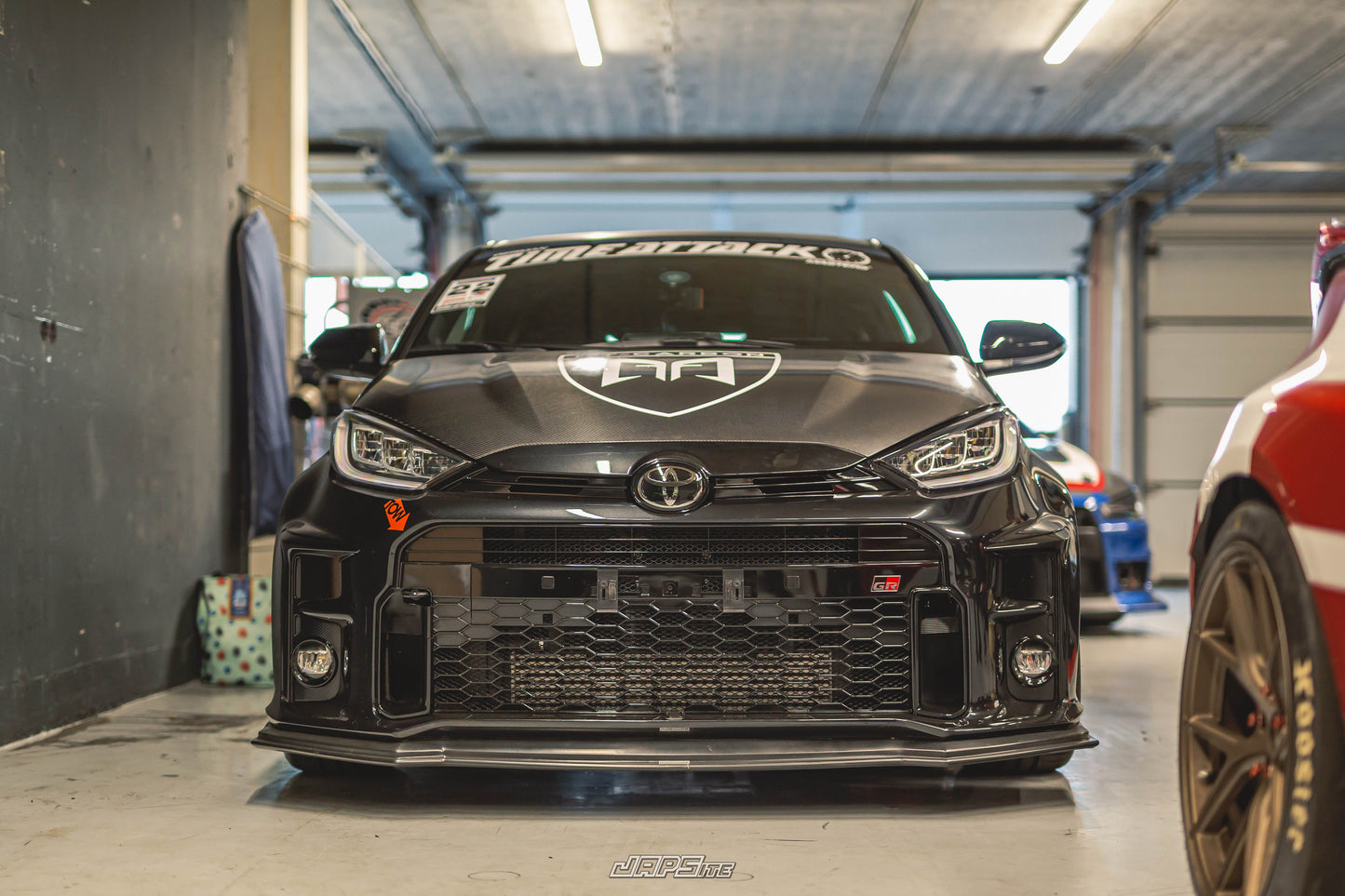 MT Carbon Motorhaube