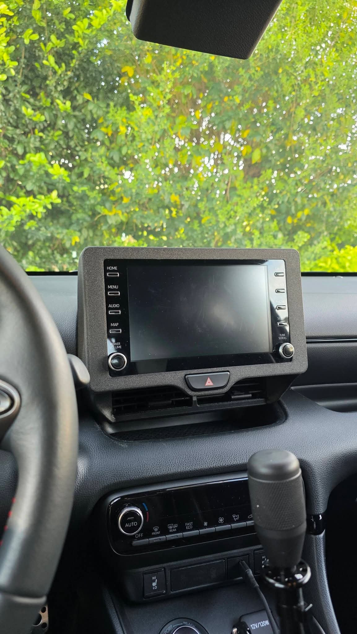 GR Yaris Gen 1 - Screen Lowering Kit