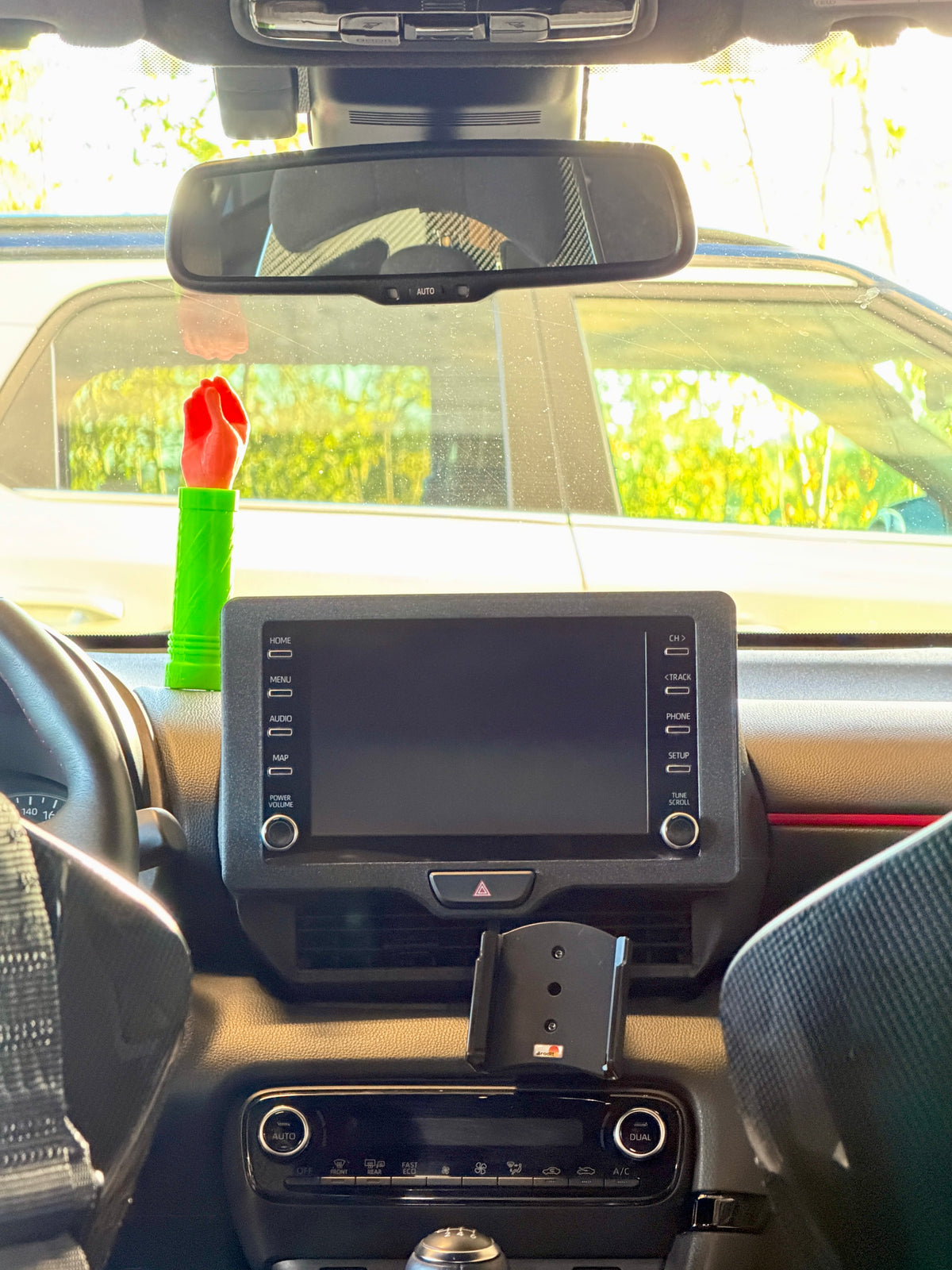GR Yaris Gen 1 - Screen Lowering Kit